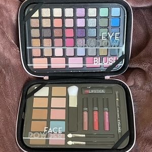 *BRAND NEW* Beginner Makeup Kit